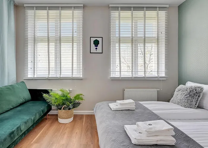 Capri - Cozy & Comfortable Near By Lion Апартаменти Сопот