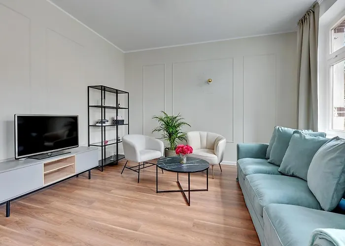 Capri - Cozy & Comfortable Near By Lion